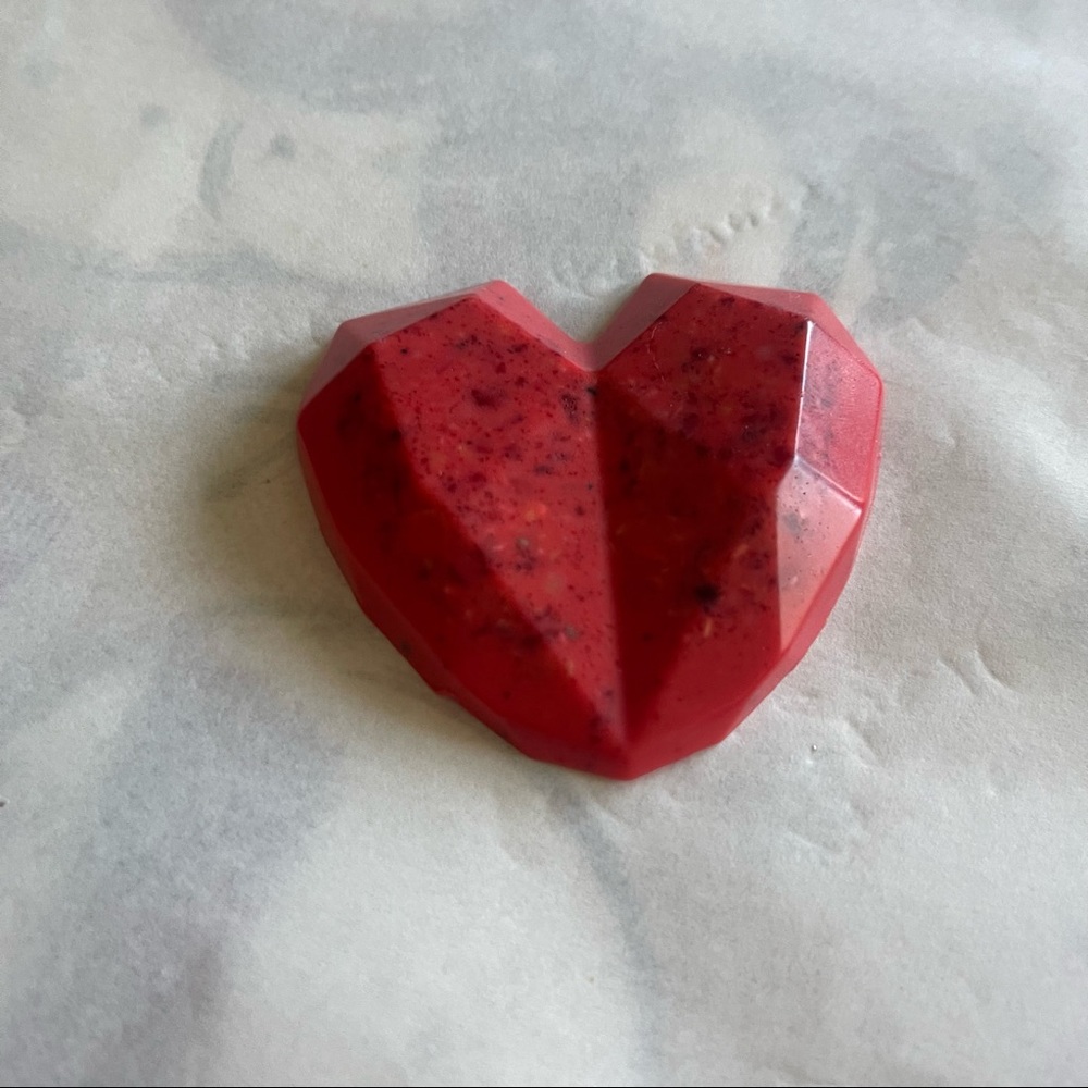 New VintageBitch Gifts - P.S. I Love You Organic Oatmeal Soap - Red PRICE FIRM - Picture 9 of 11
